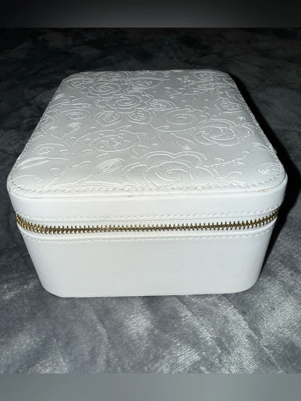 New pandora White Embossed Floral Jewelry Case with Gold Zipper